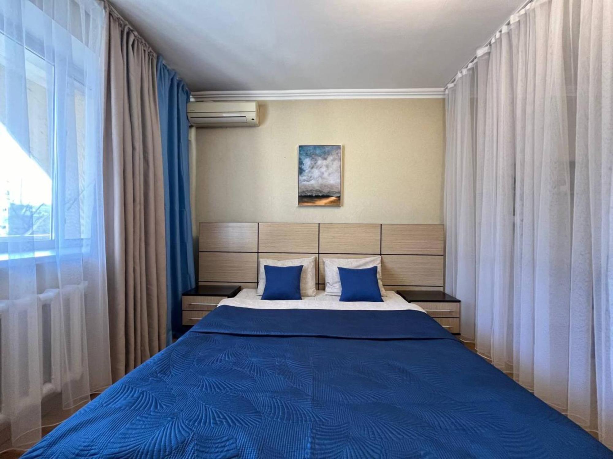 30 Traveler'S Choice In The City Center Almaty Extérieur photo